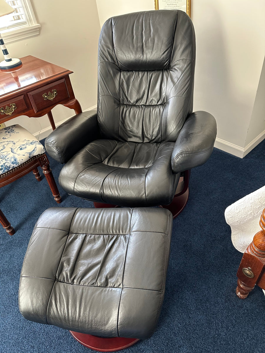Lane Furniture Stressless Leather Recliner Chair and Ottoman – KLM