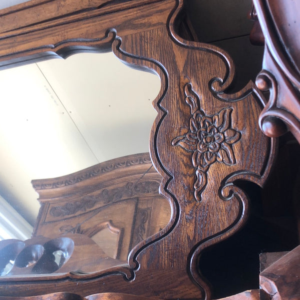 Thomasville Furniture Camille Triple Dresser and Pair of Mirrors