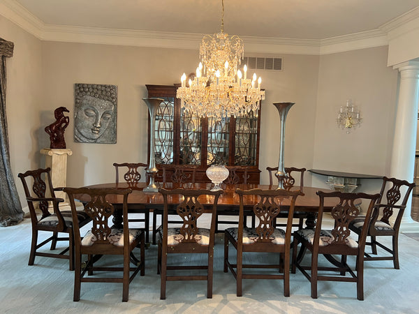 BAKER Historic Charleston Collection Banded Mahogany Dining Table and 10 Chairs