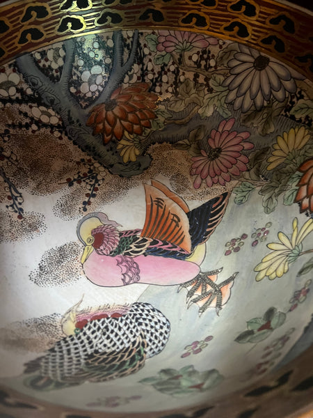 1970's Macau Chinoiserie Porcelain Bowl on Stand