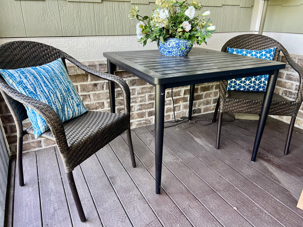 Frontgate Pair of Cafe Curved Back Stacking Chairs and Aluminum Table