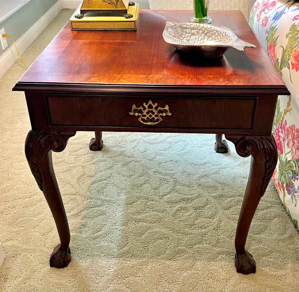 Sherrill Furniture Queen Anne Mahogany Side Table