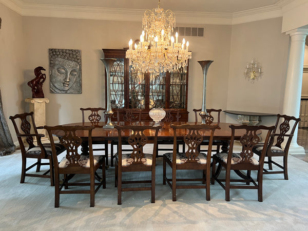 BAKER Historic Charleston Collection Banded Mahogany Dining Table and 10 Chairs