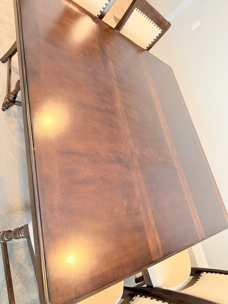 Havertys High Top Table and 4 Chairs