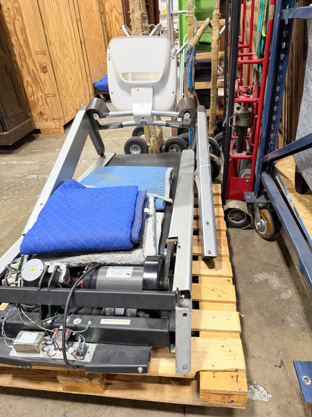 Precor 9.33 Treadmill