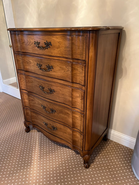 White Fine Furniture Vintage Dresser Chest of Drawers