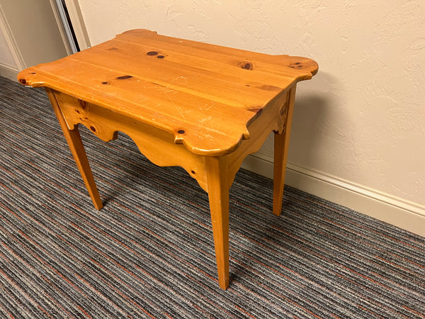 Habersham Plantation Pine Side Table