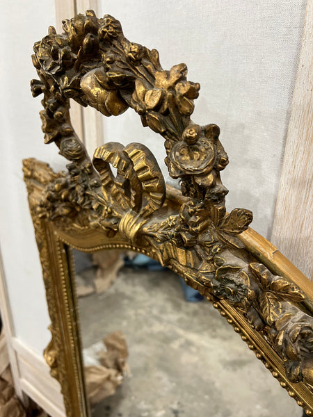 18th Century French Louis XVI Period Giltwood Mirror