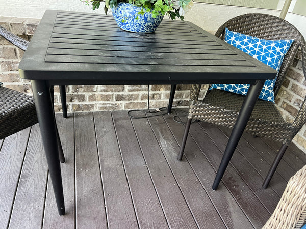 Frontgate Pair of Cafe Curved Back Stacking Chairs and Aluminum Table