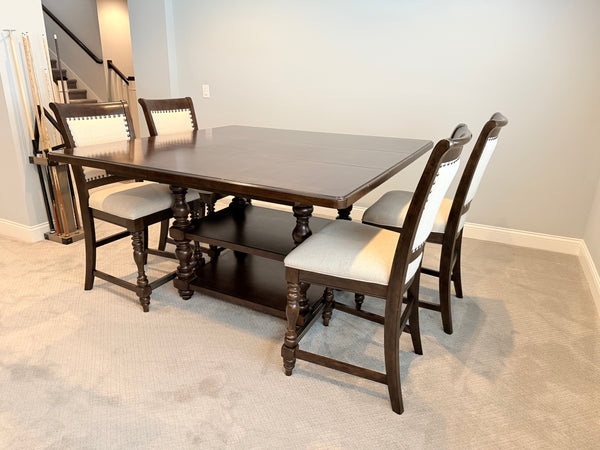 Havertys High Top Table and 4 Chairs
