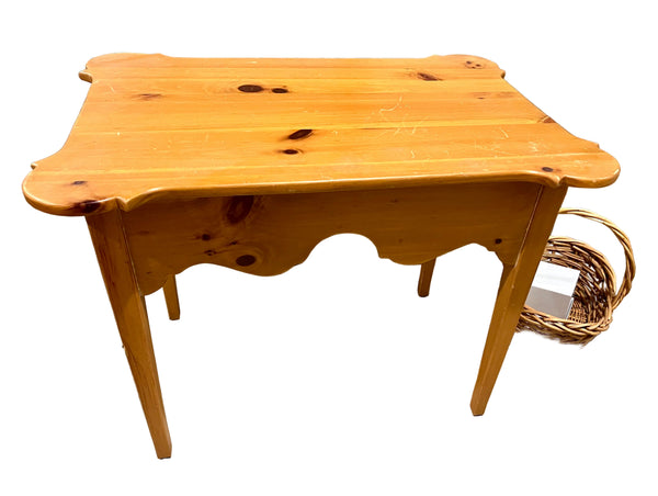 Habersham Plantation Pine Side Table