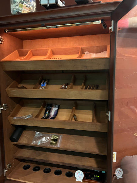 Elegant 1500 Traditional Cigar Cabinet Humidor