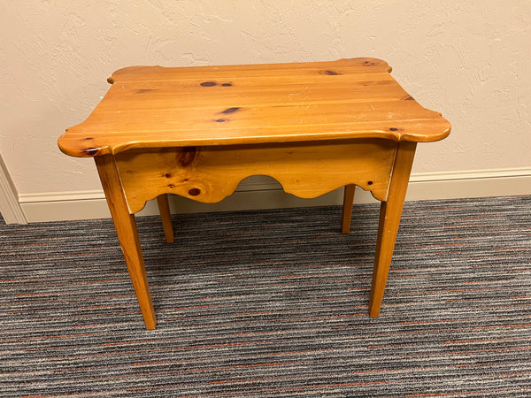 Habersham Plantation Pine Side Table