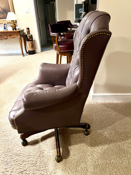 Cabot Wrenn Commander Swivel Tilt Office Desk Chair