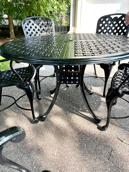 Smith & Hawken Monaco 48" Round Cast Aluminum Patio Table and 5 Chairs
