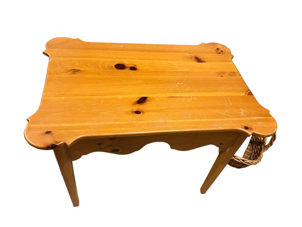 Habersham Plantation Pine Side Table