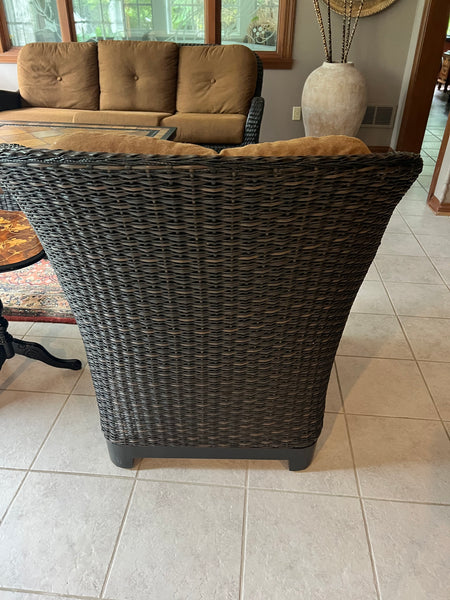 4 Piece Indoor/Outdoor Wicker Patio Set