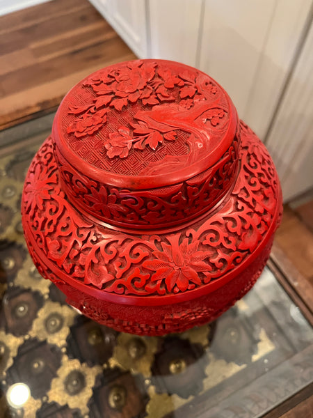 Vintage Cinnabar Carved Lacquer Ginger Jar Vase Urn