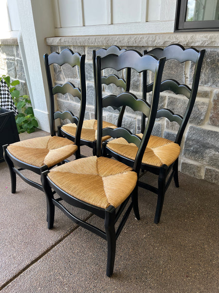 Set of 4 Rush Seat Ladderback Dining Chairs