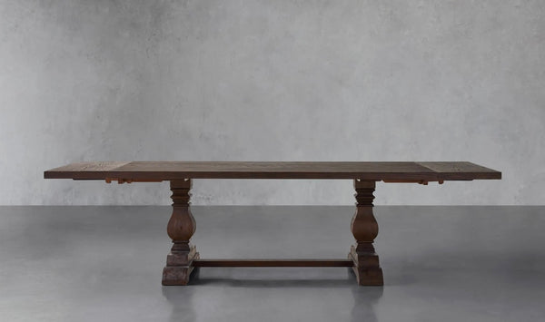 ARHAUS Kensington Dining Table