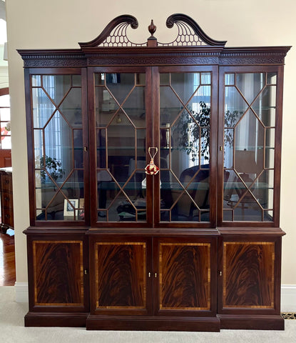 Stickley Chippendale Style Mahogany Breakfront China Cabinet