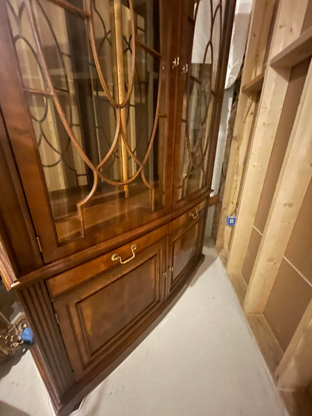 HENREDON Breakfront Lighted Tall China Cabinet