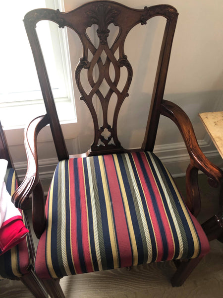 HENREDON Georgian Banded Mahogany Dining Table and 8 Chairs