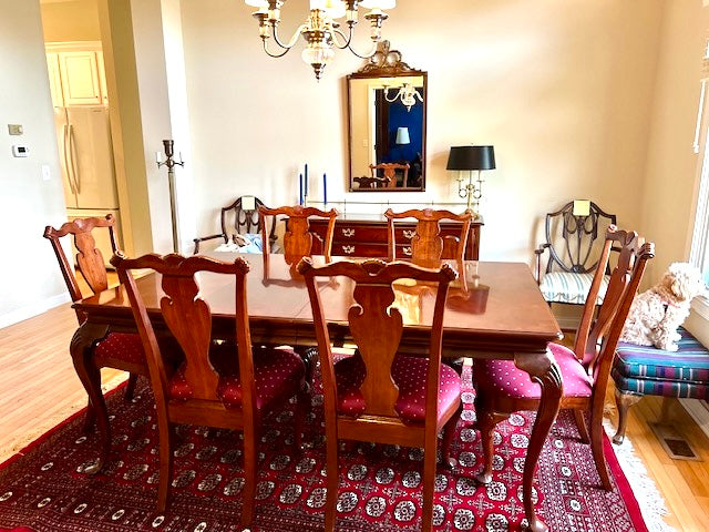 Mahogany Traditional Dining Table and Chairs