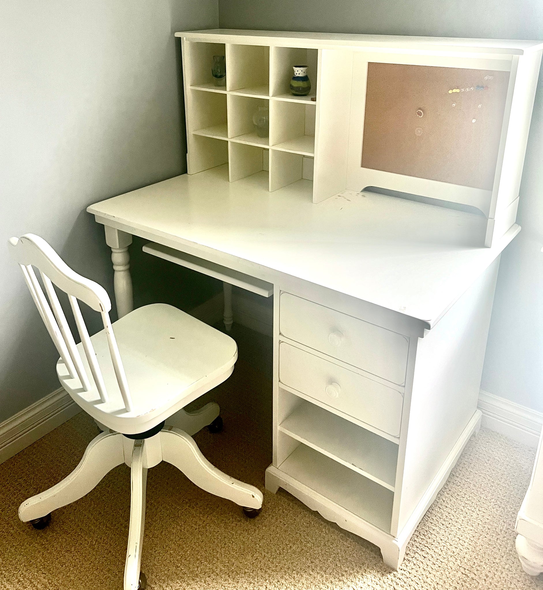 Pottery Barn Kids Catalina Desk with Hutch and Roller Chair