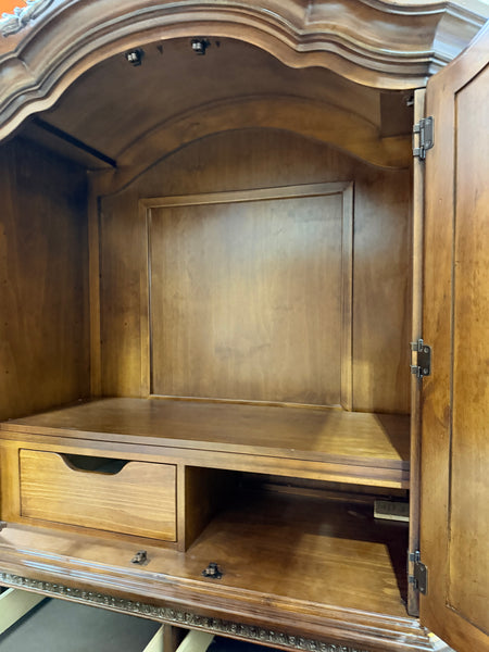 Vintage Traditional Armoire