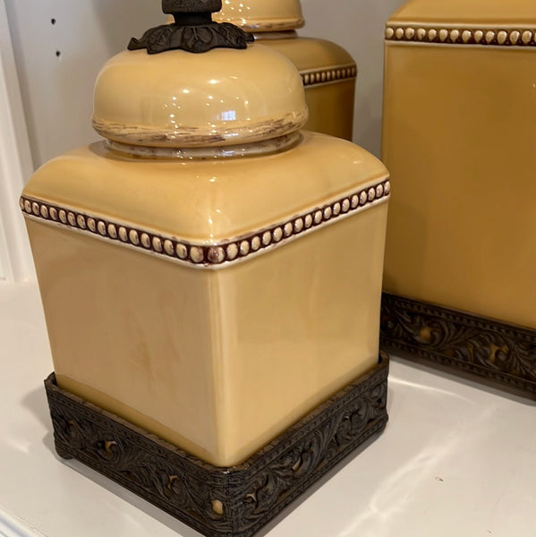 Gracious Goods Set of 3 Canisters and Tray