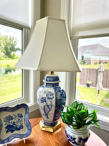 The Spode Blue Room Collection "Floral" Ginger Jar Table Lamp