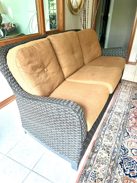 4 Piece Indoor/Outdoor Wicker Patio Set