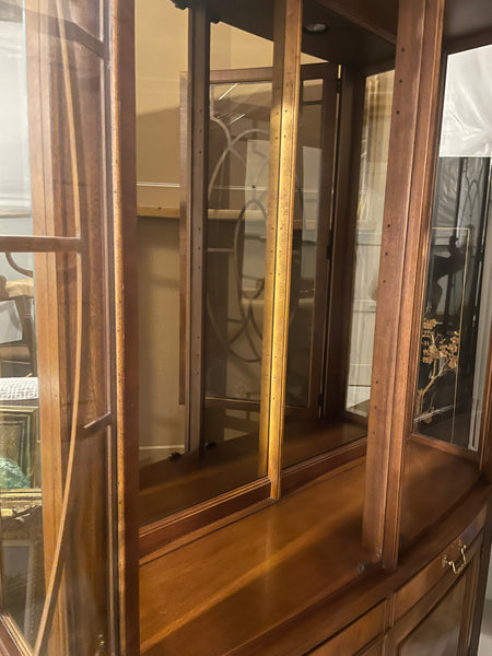 HENREDON Breakfront Lighted Tall China Cabinet