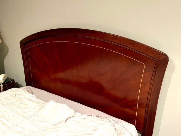 Thomasville Bogart Collection Mullholland Queen Bed