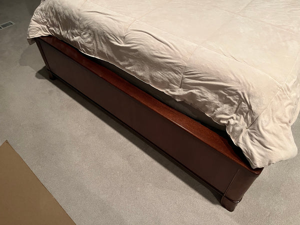 Thomasville Bogart Collection Mullholland Queen Bed