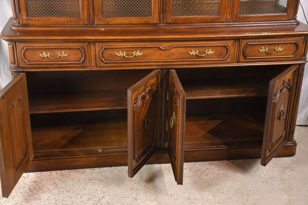 Vintage Thomasville Breakfront China Cabinet