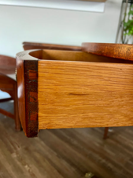 Hickory Chair James River Collection Drum Table