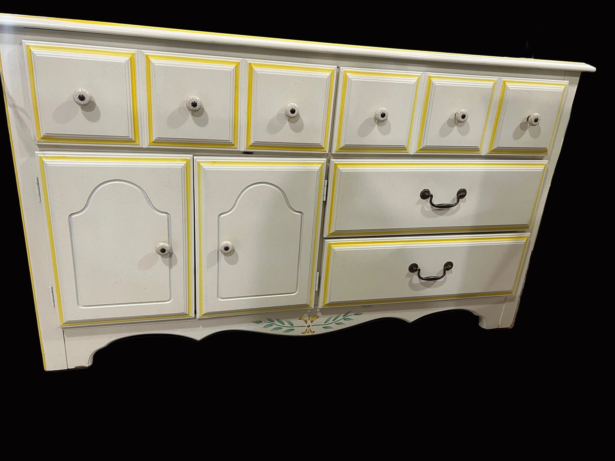 Bassett French Provincial Dresser with Mirror Circa 1970 – KLM Luxury  Consignment