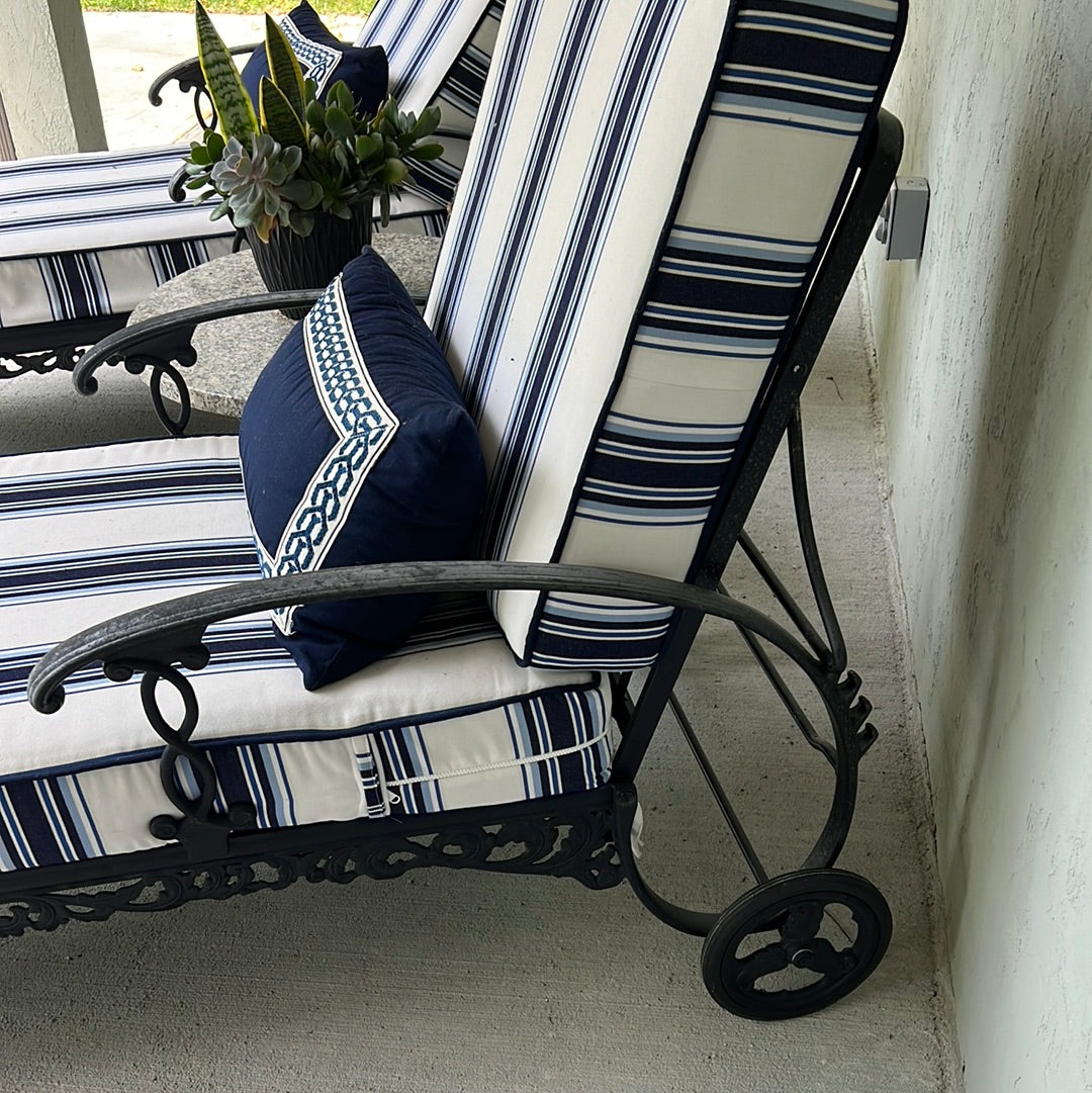 BROWN JORDAN Neoclassical Style Elegance Chaise with Blue Striped