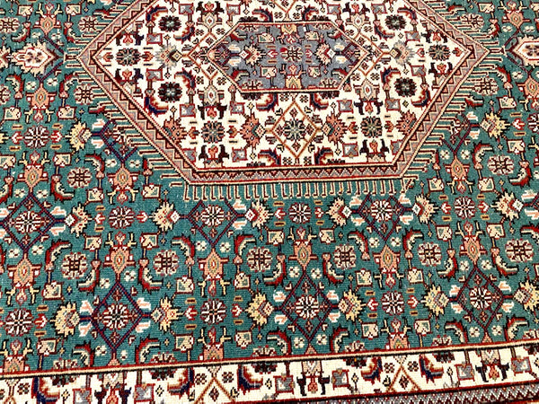 Traditional Bidjar Persian Area 5' x 8' Rug
