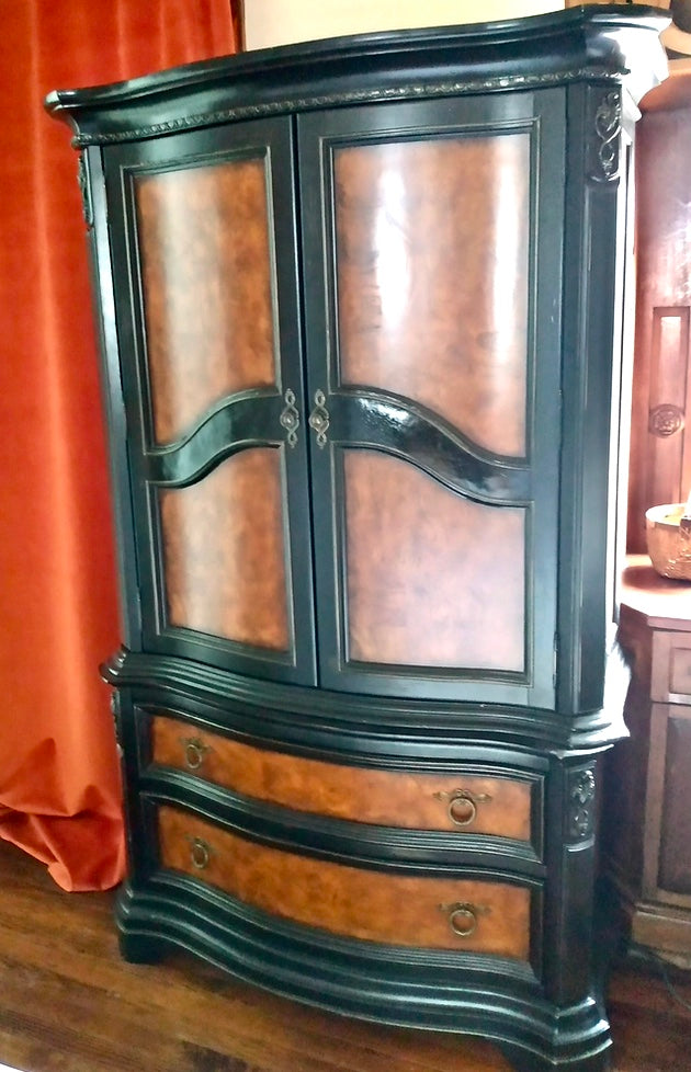 Armoire/ entertainment store center