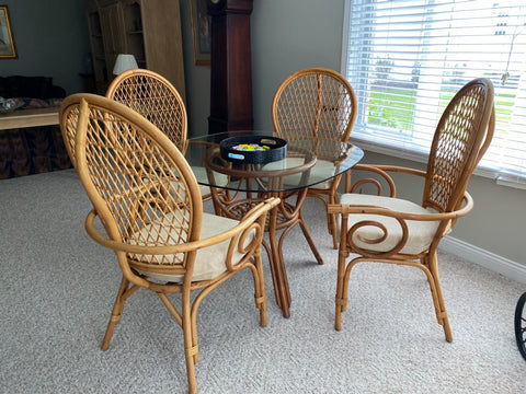 Mid Century Modern 42" Round Bamboo Table and 4 Chairs