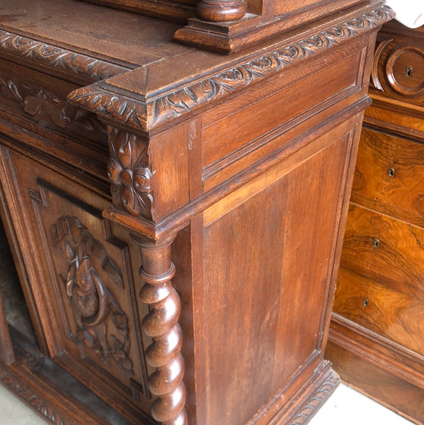 Antique Solid Oak Hunt Cabinet