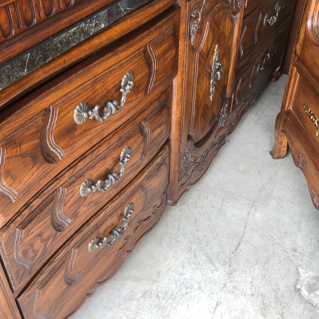 Thomasville Furniture Camille Triple Dresser and Pair of Mirrors KLM Luxury Consignment Thomasville Furniture Camille Triple Dresser and Pair of Mirrors KLM Luxury Consignment