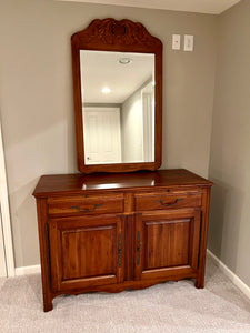 Ethan Allen Legacy Collection Dresser with Mirror