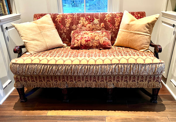 Stetson Home Classics for VANGUARD FURNITURE Custom Upholstered Sofa Settee